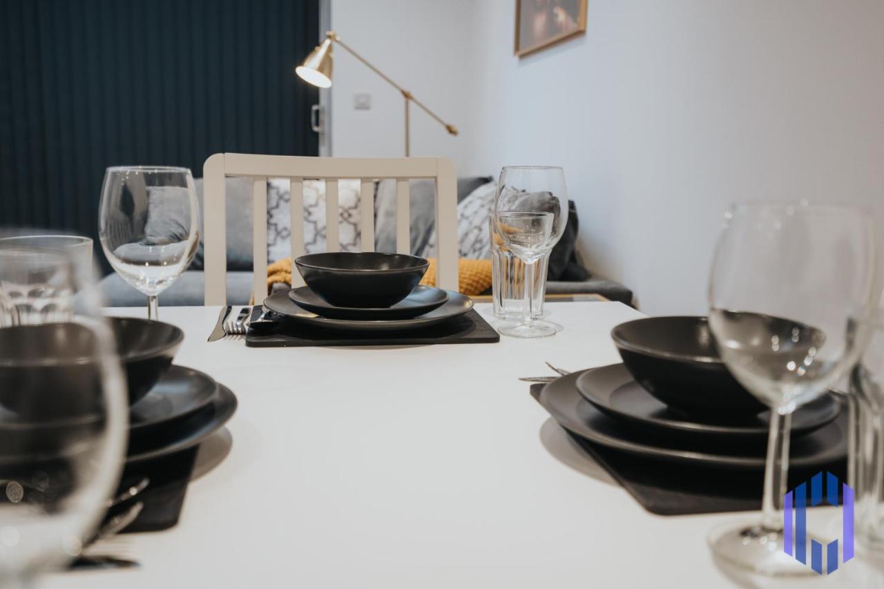 Villa Stylish 4Bd - Coop Live - Etihad - Parking - Ev à Manchester Extérieur photo