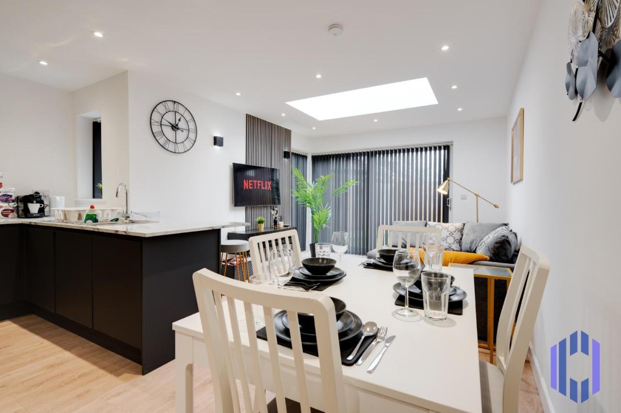 Villa Stylish 4Bd - Coop Live - Etihad - Parking - Ev à Manchester Extérieur photo