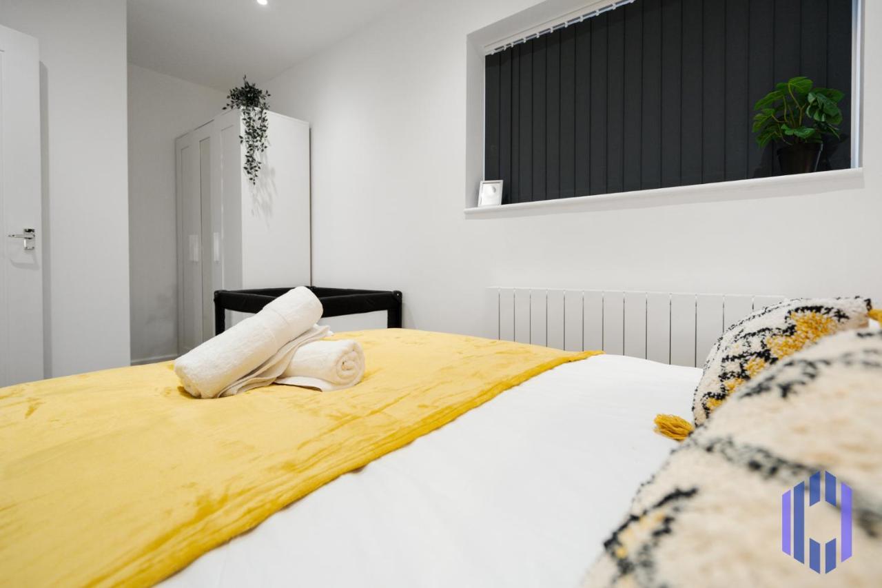 Villa Stylish 4Bd - Coop Live - Etihad - Parking - Ev à Manchester Extérieur photo